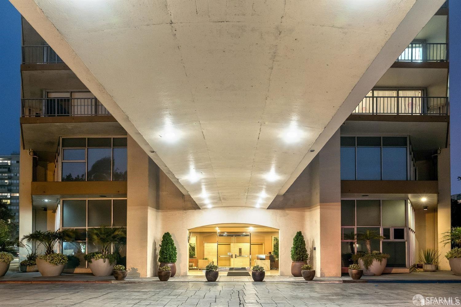 1200 Gough Street # 2B