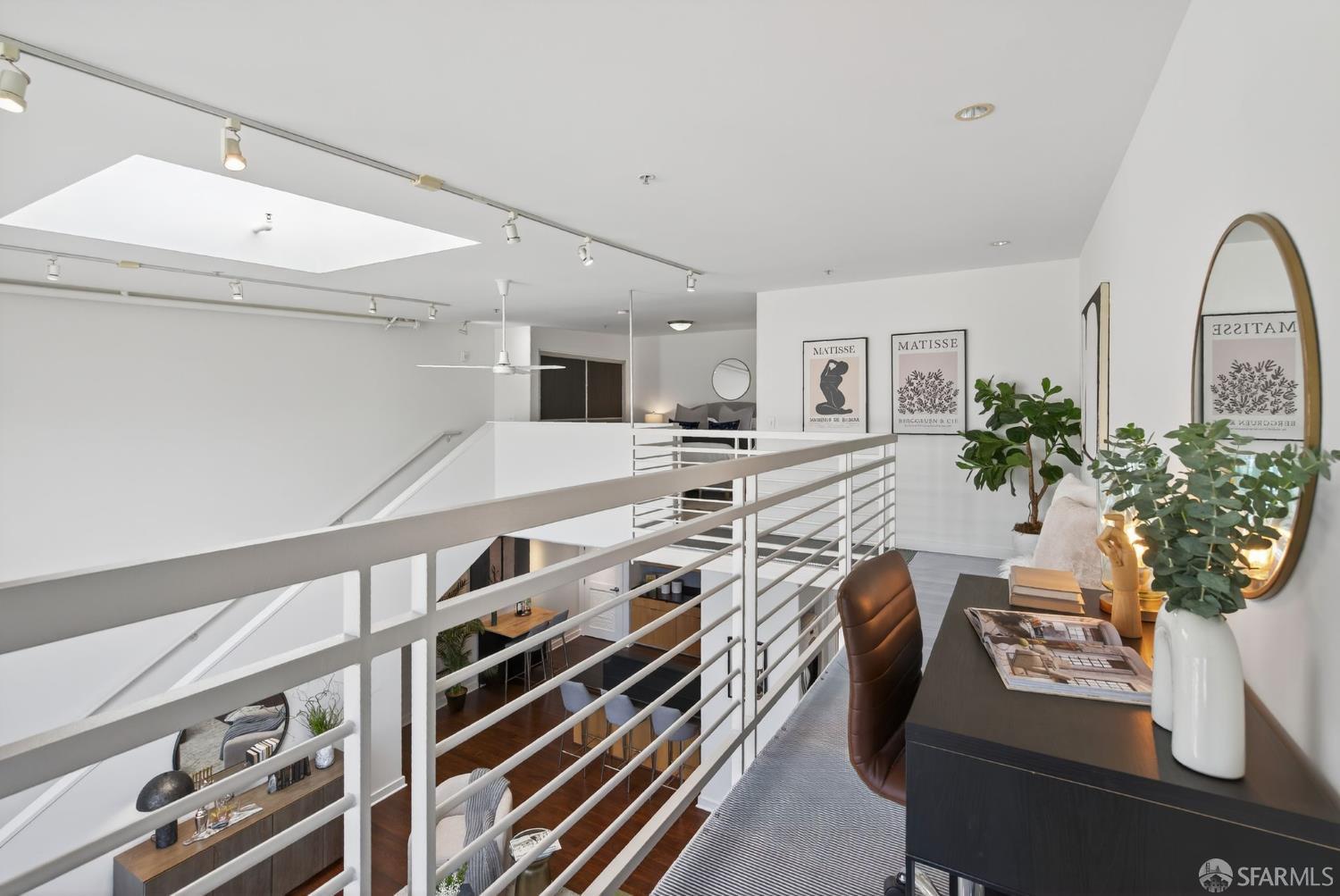 370 De Haro Street # B14