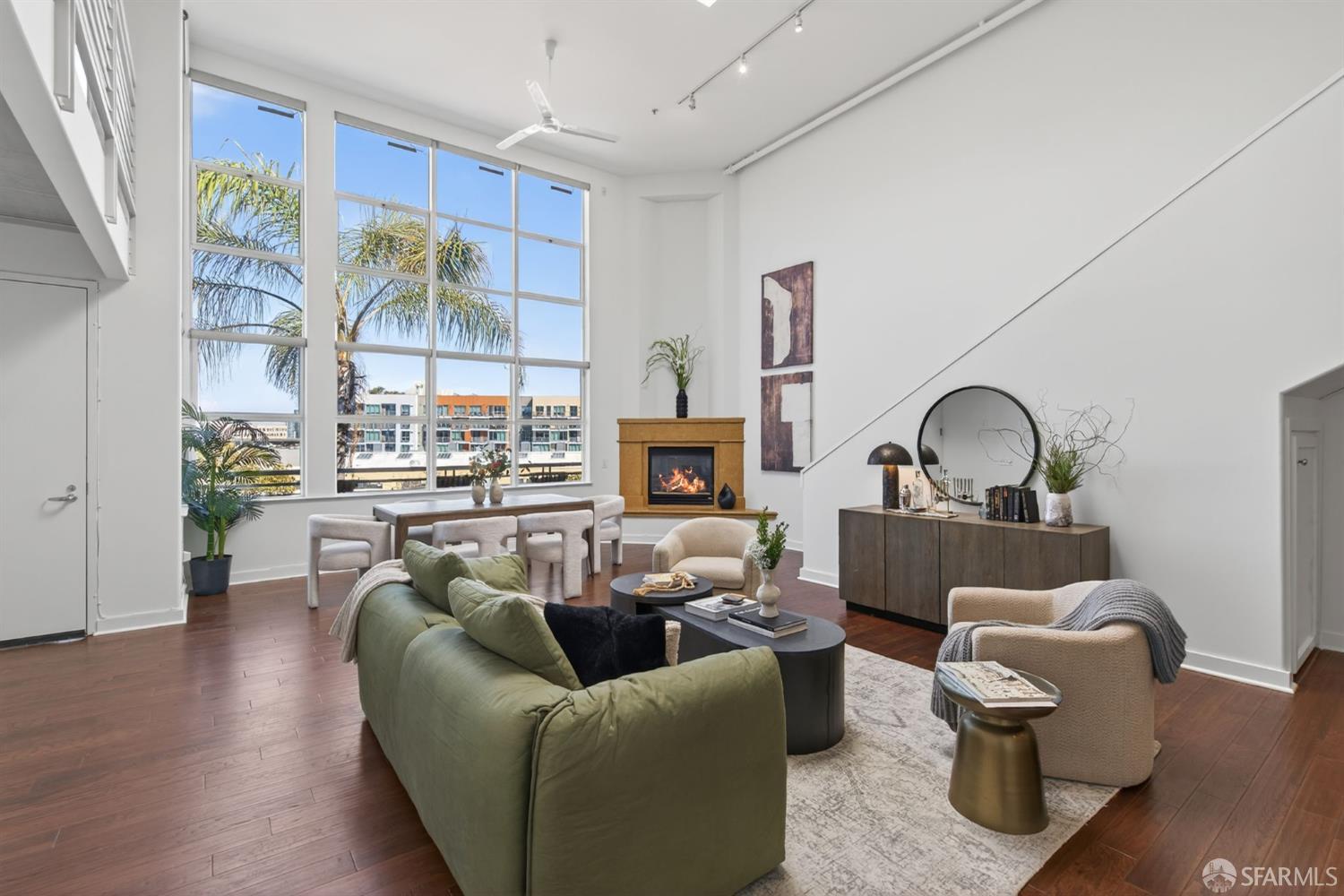 370 De Haro Street # B14