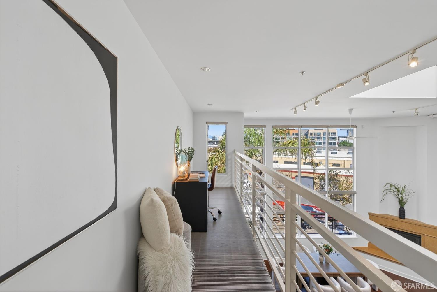 370 De Haro Street # B14