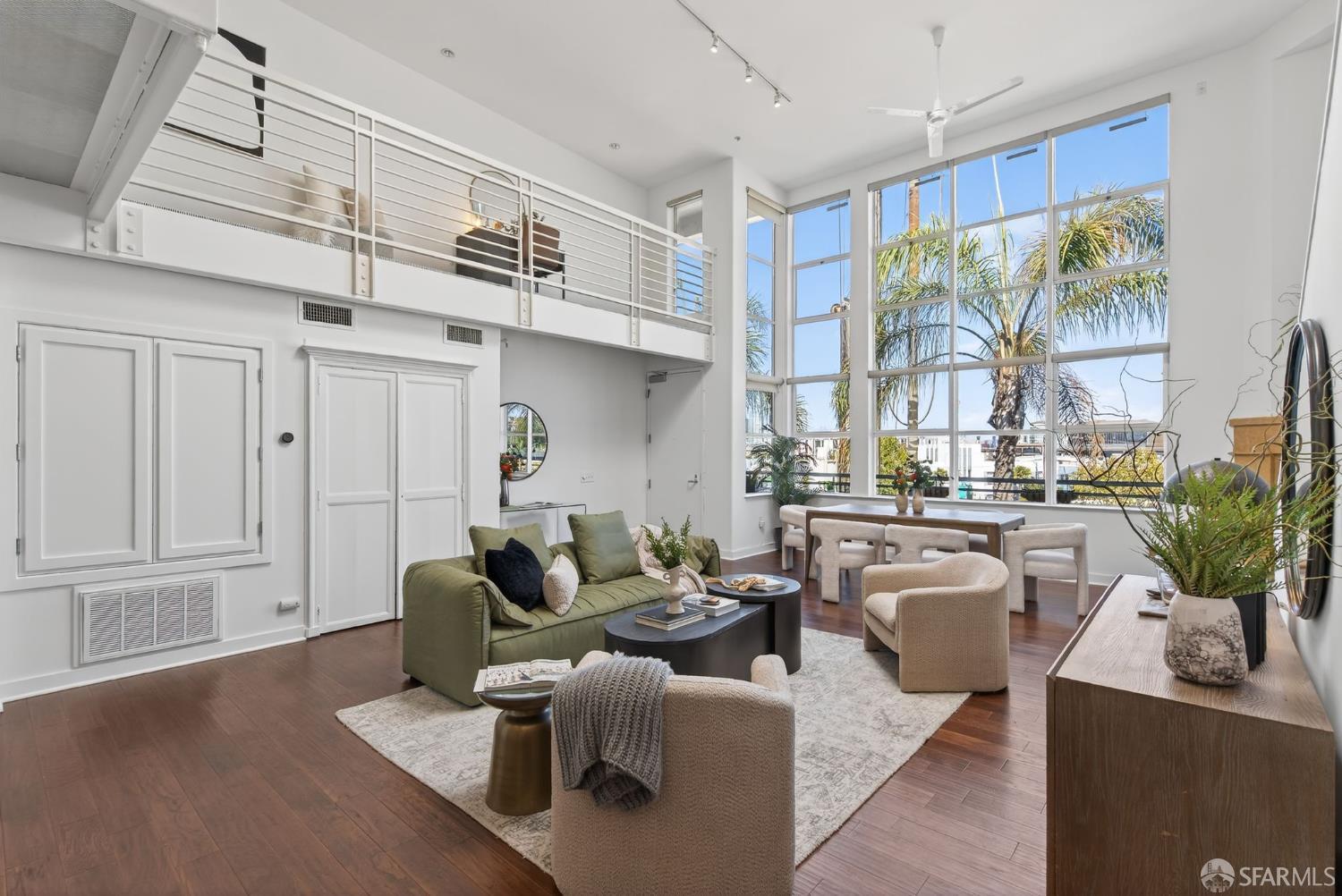 370 De Haro Street # B14