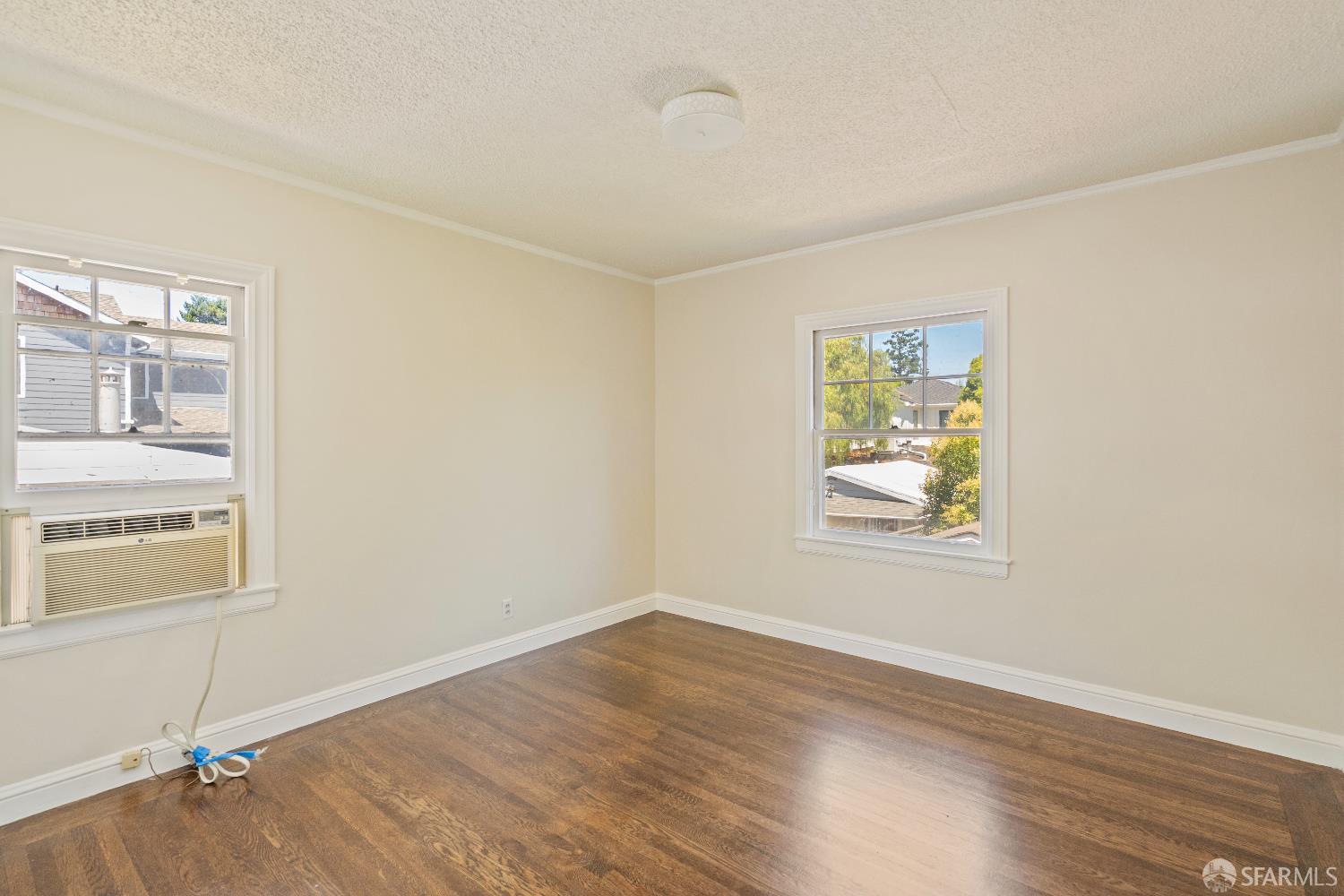 1232 Capuchino Avenue