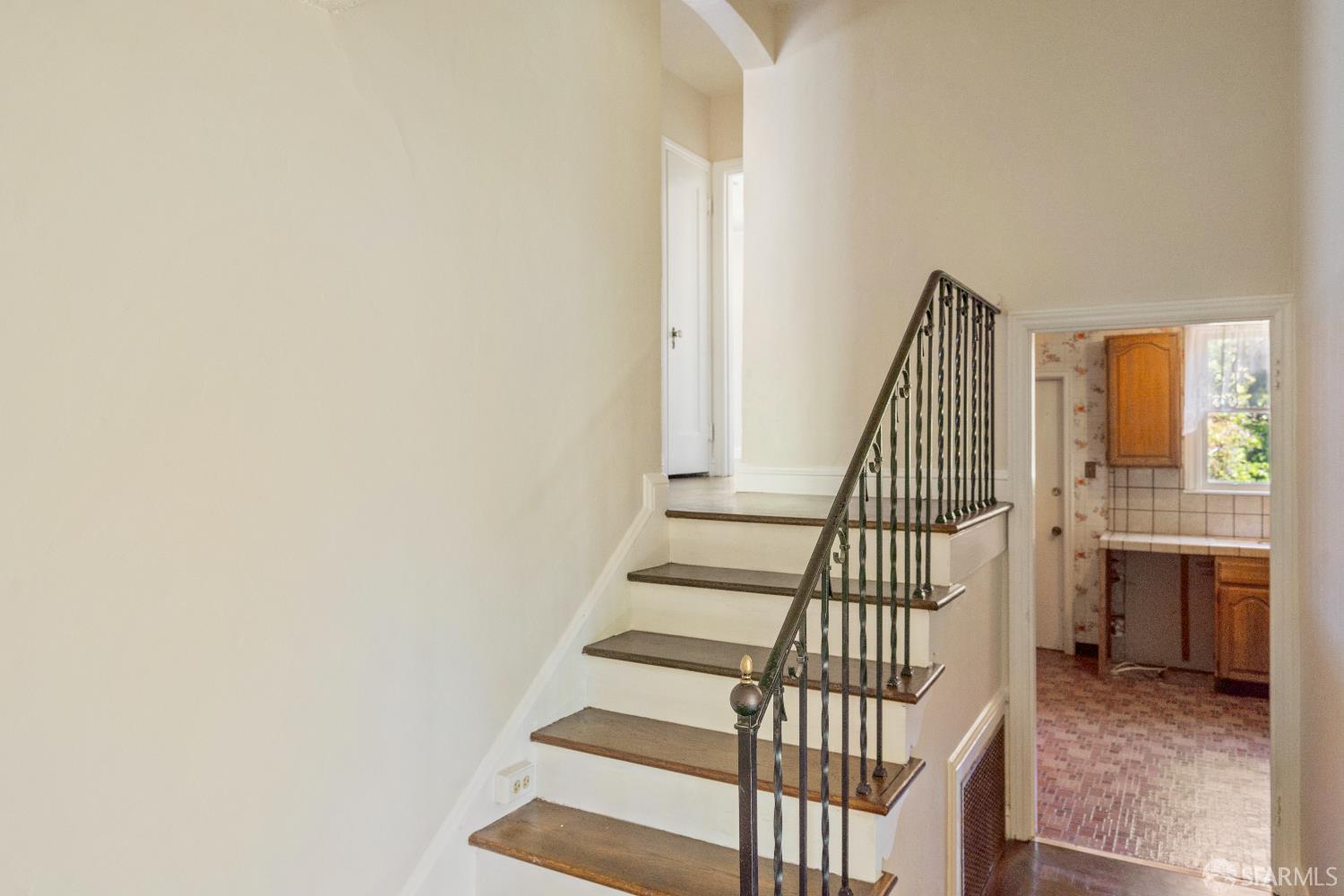 1232 Capuchino Avenue