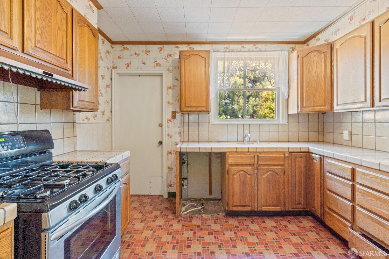 1232 Capuchino Avenue