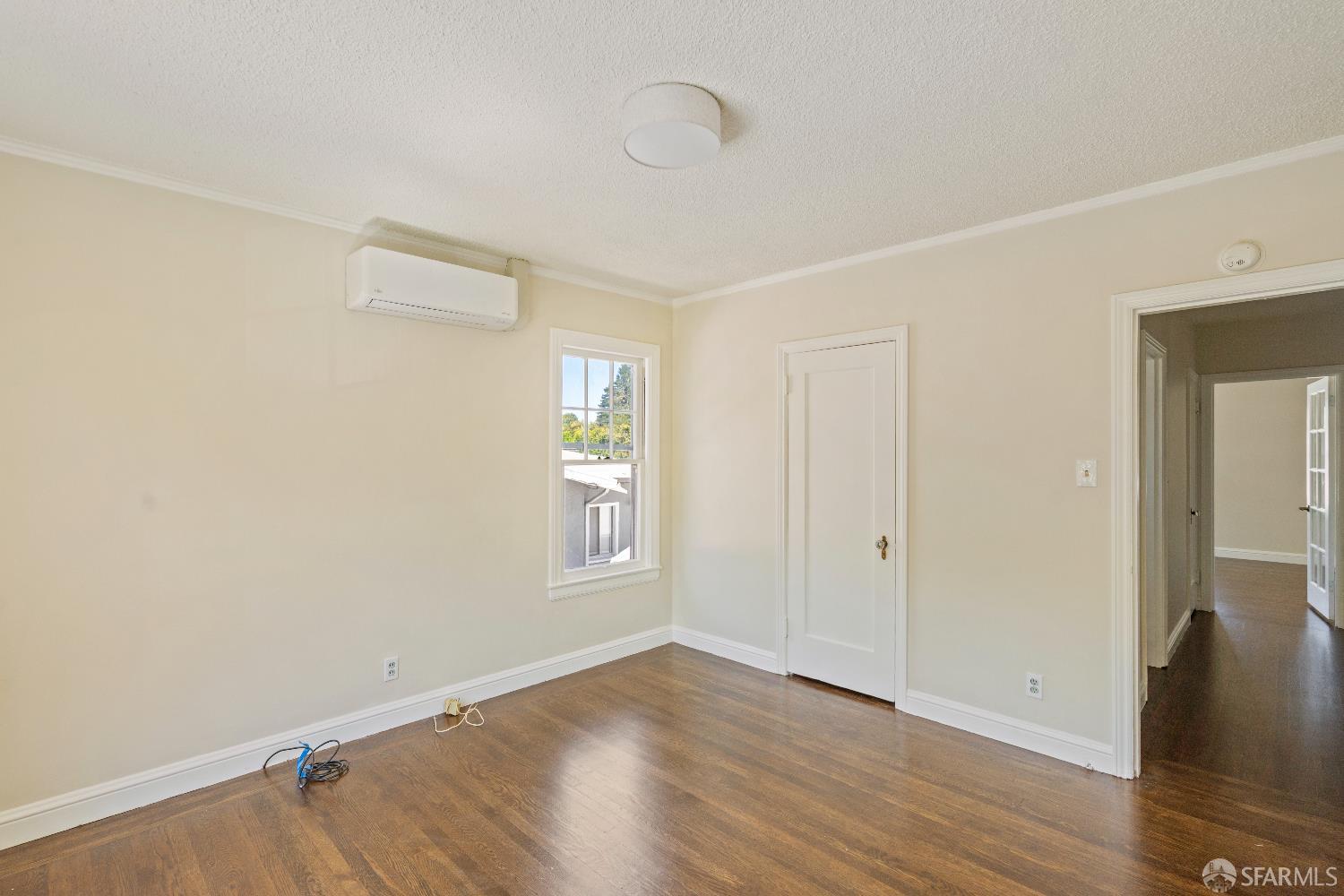 1232 Capuchino Avenue