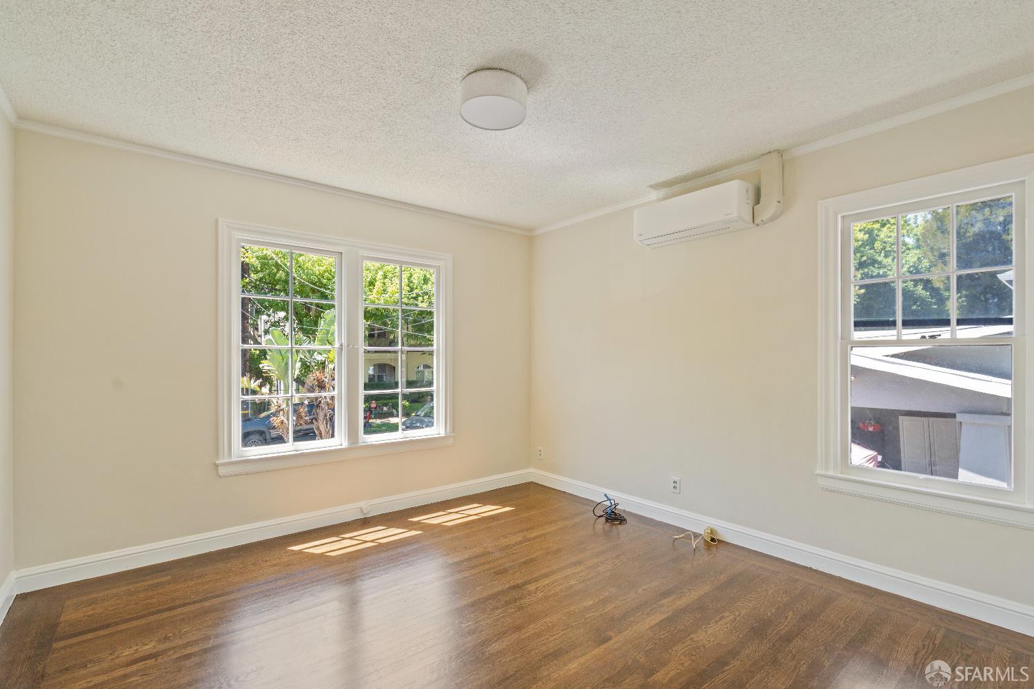 1232 Capuchino Avenue