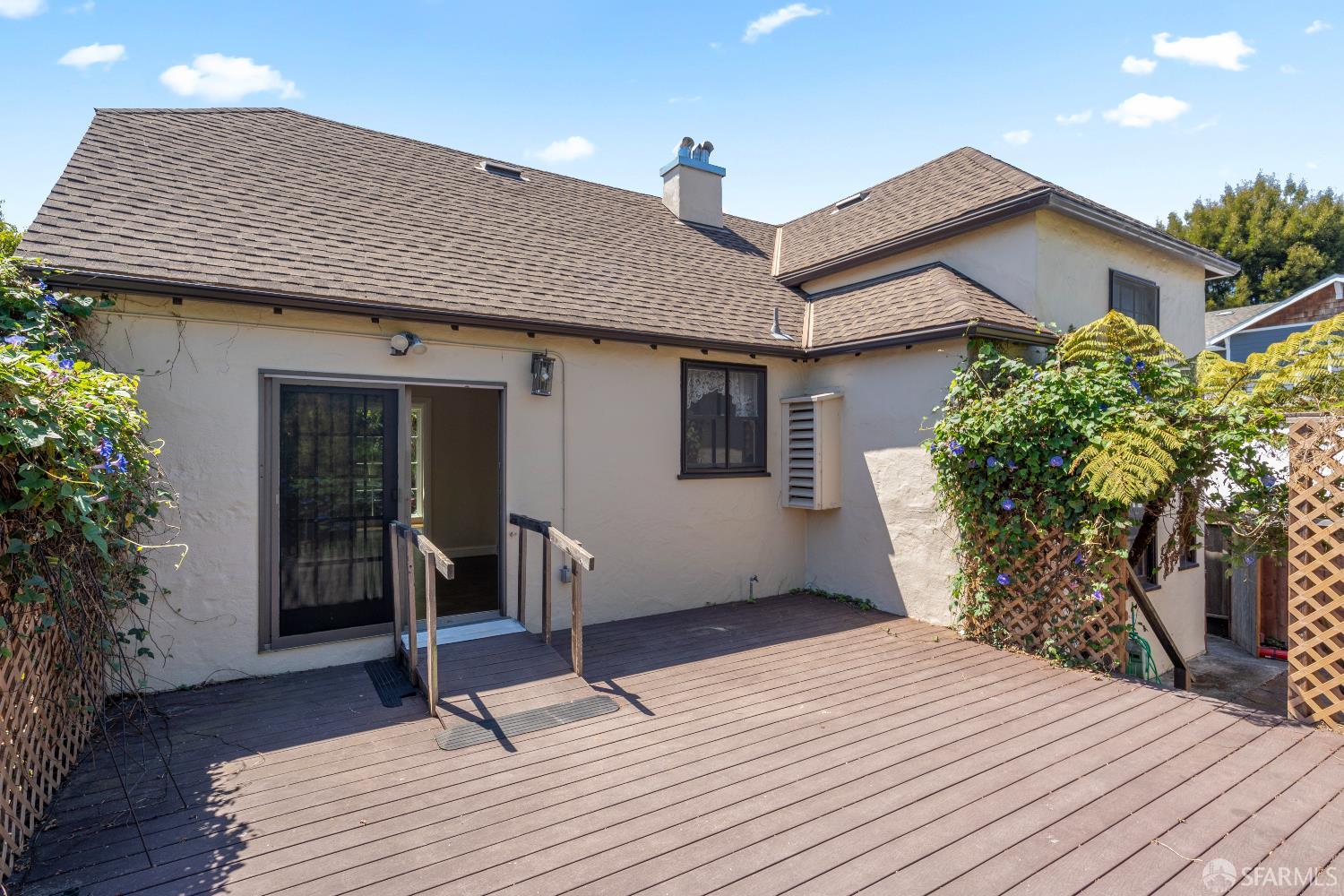 1232 Capuchino Avenue