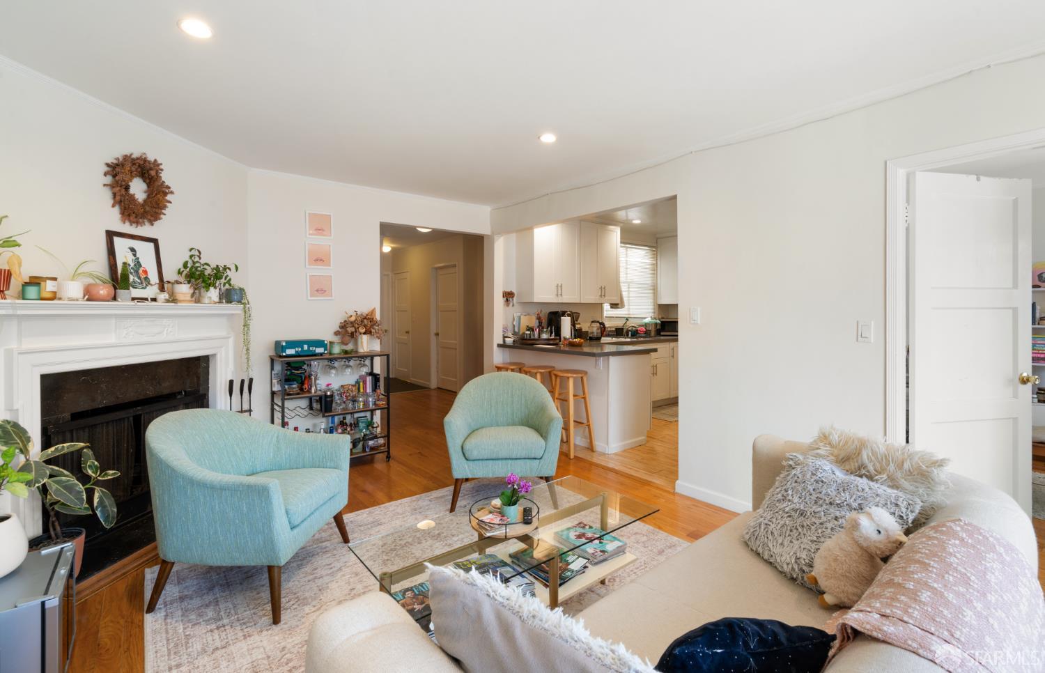 1387-1389 18th Avenue