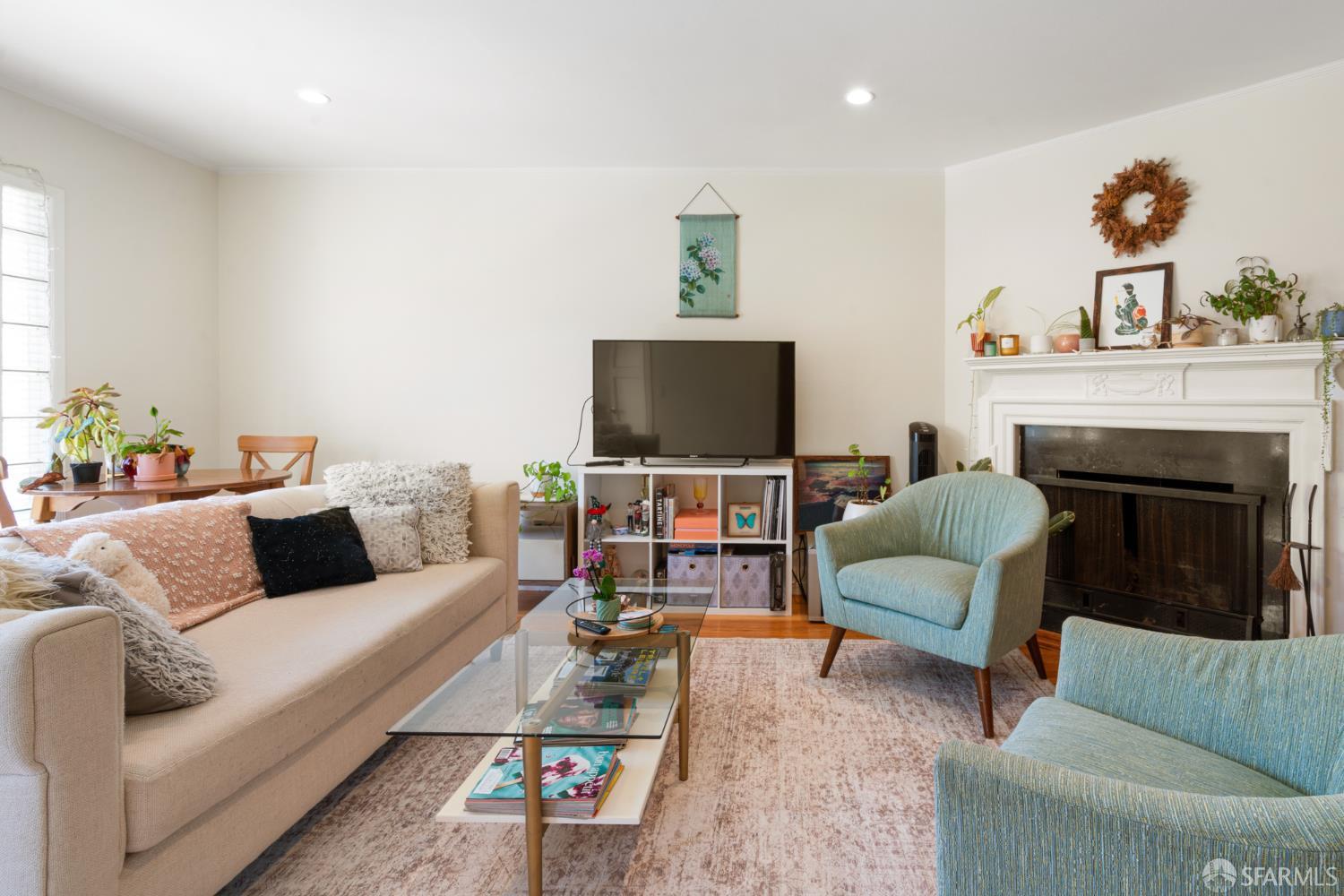 1387-1389 18th Avenue