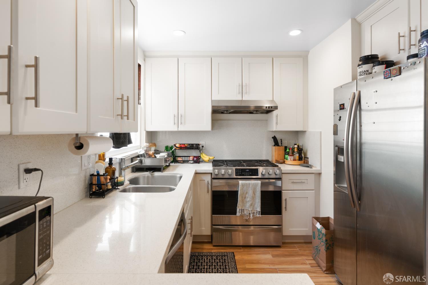 1387-1389 18th Avenue