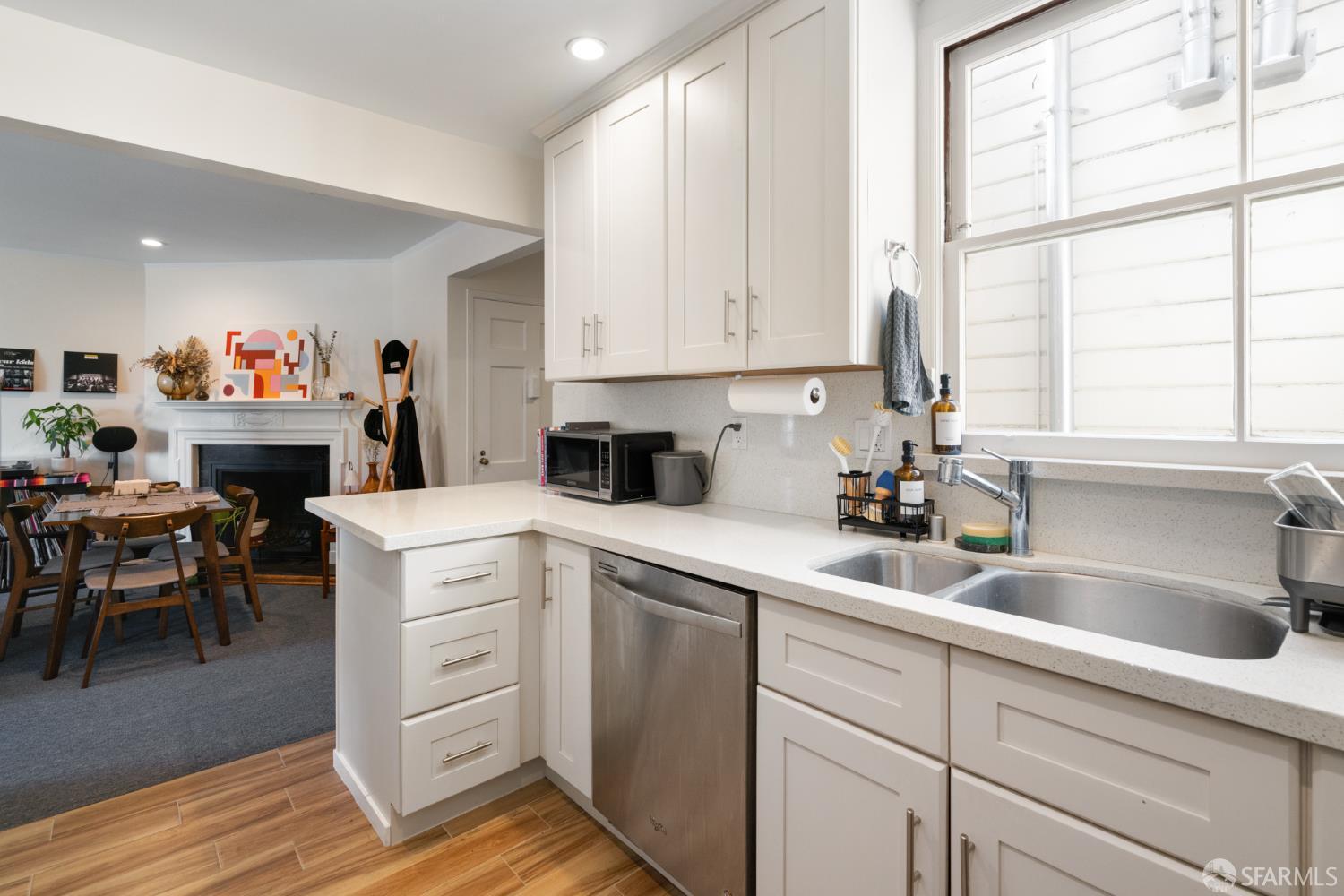 1387-1389 18th Avenue