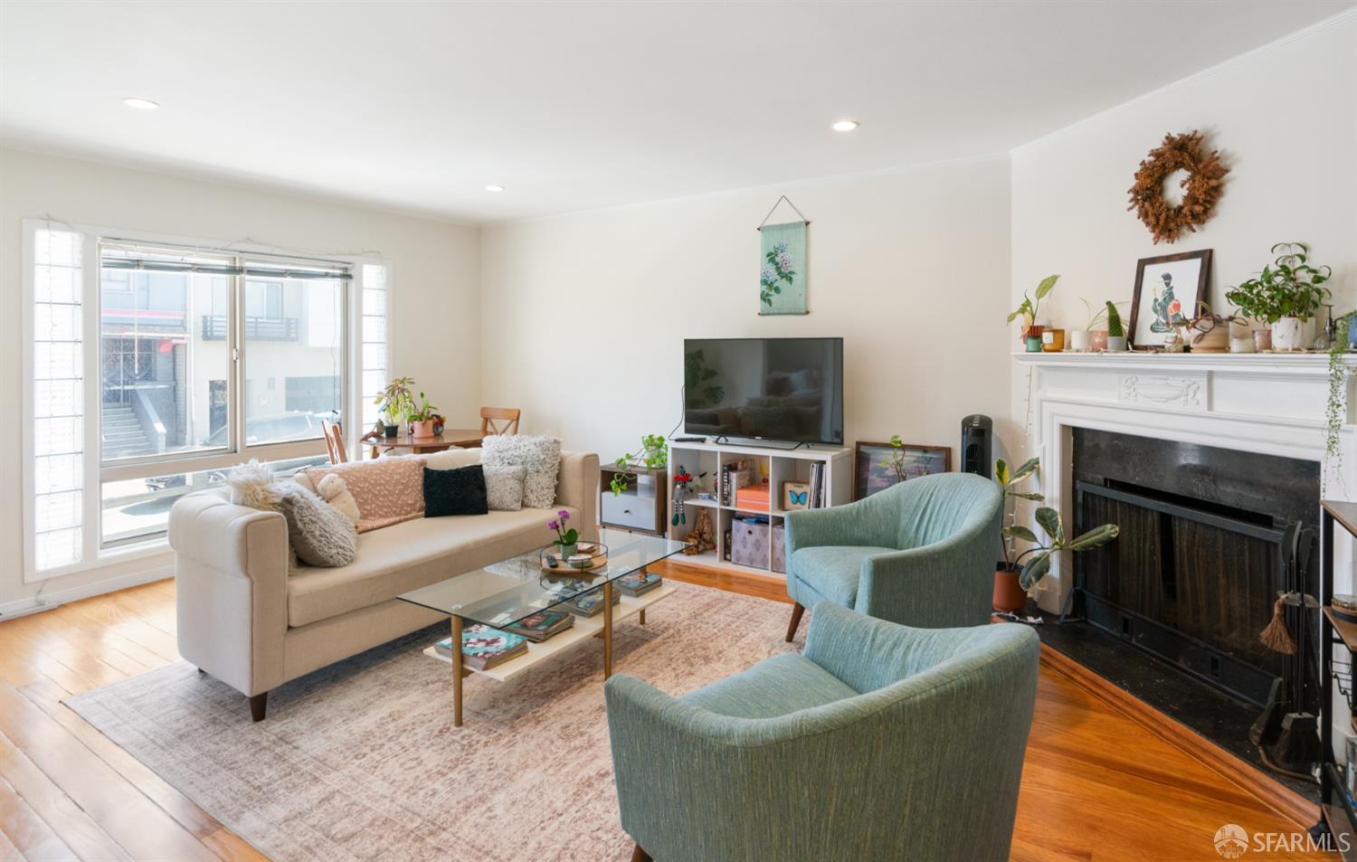 1387-1389 18th Avenue