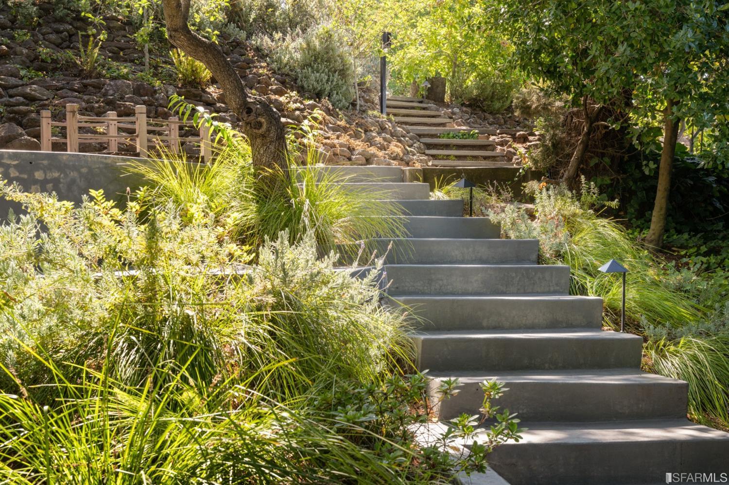 1266 Washington Street