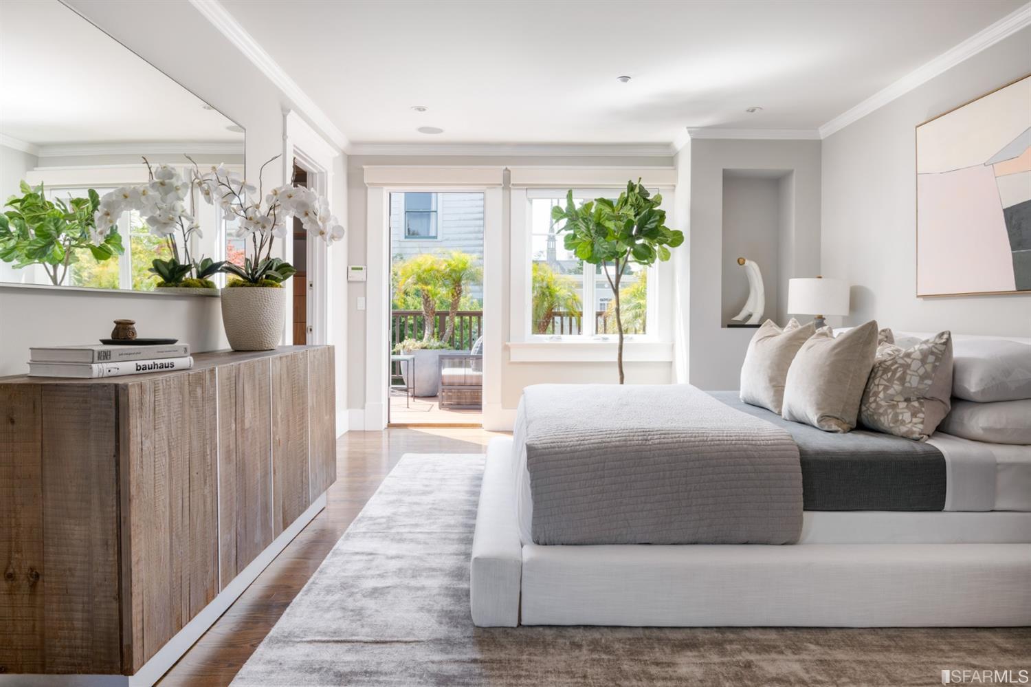 1266 Washington Street