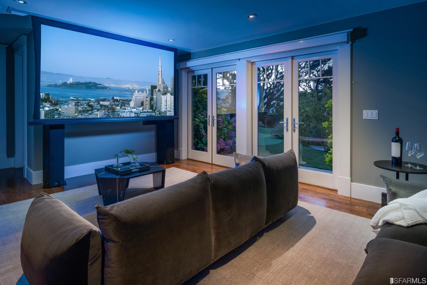 1266 Washington Street