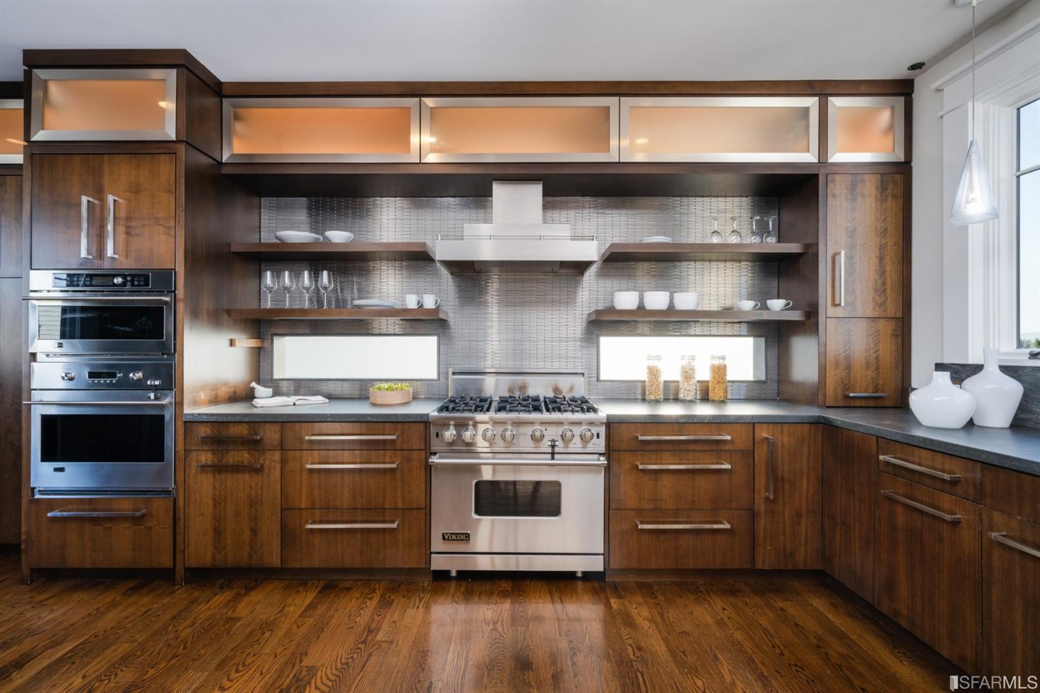 1266 Washington Street