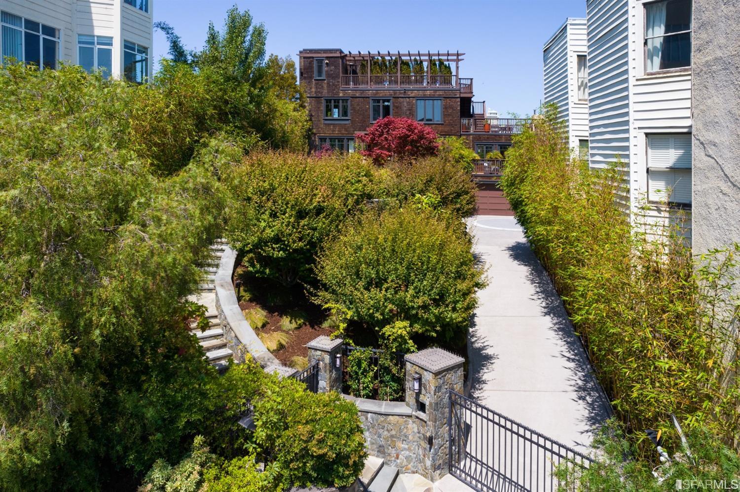 1266 Washington Street