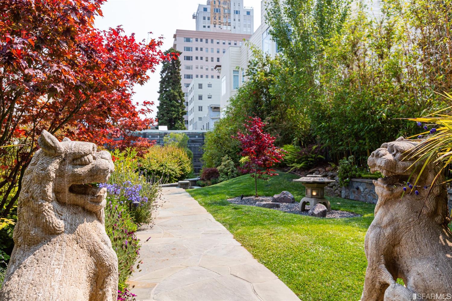 1266 Washington Street