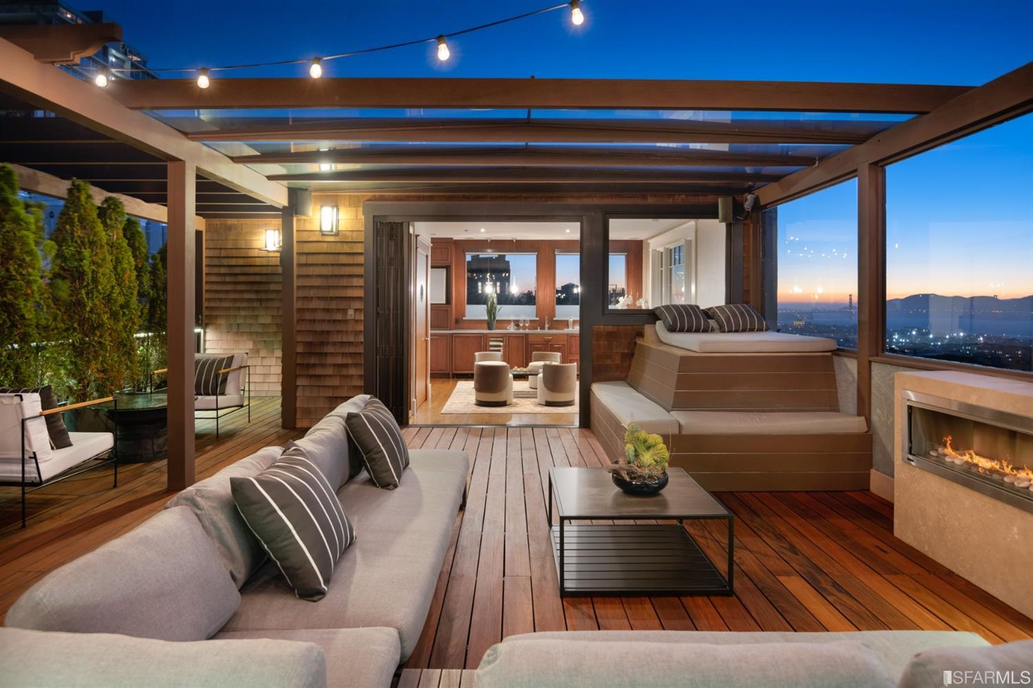 1266 Washington Street