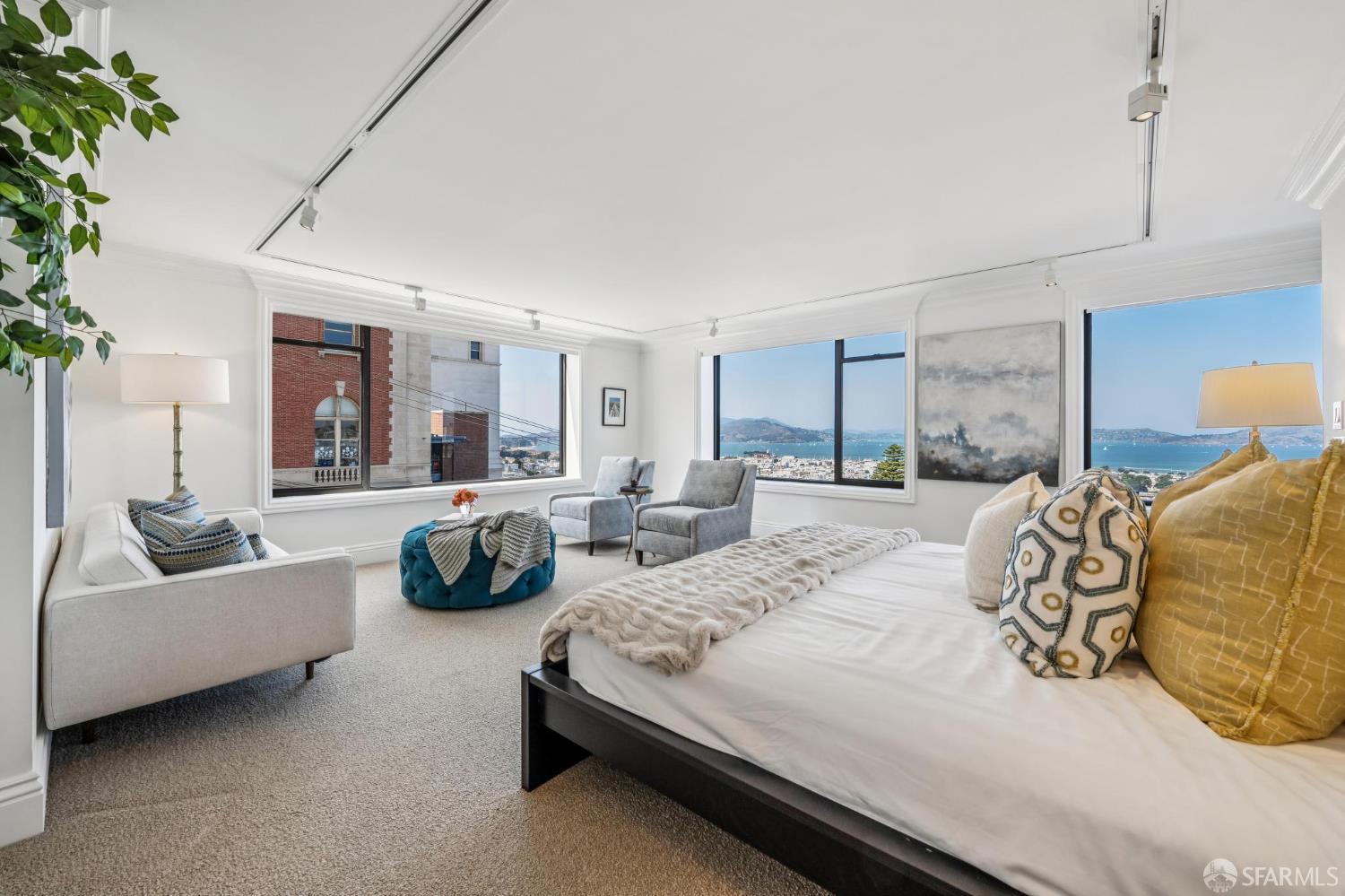 2190 Broadway Street # 1W