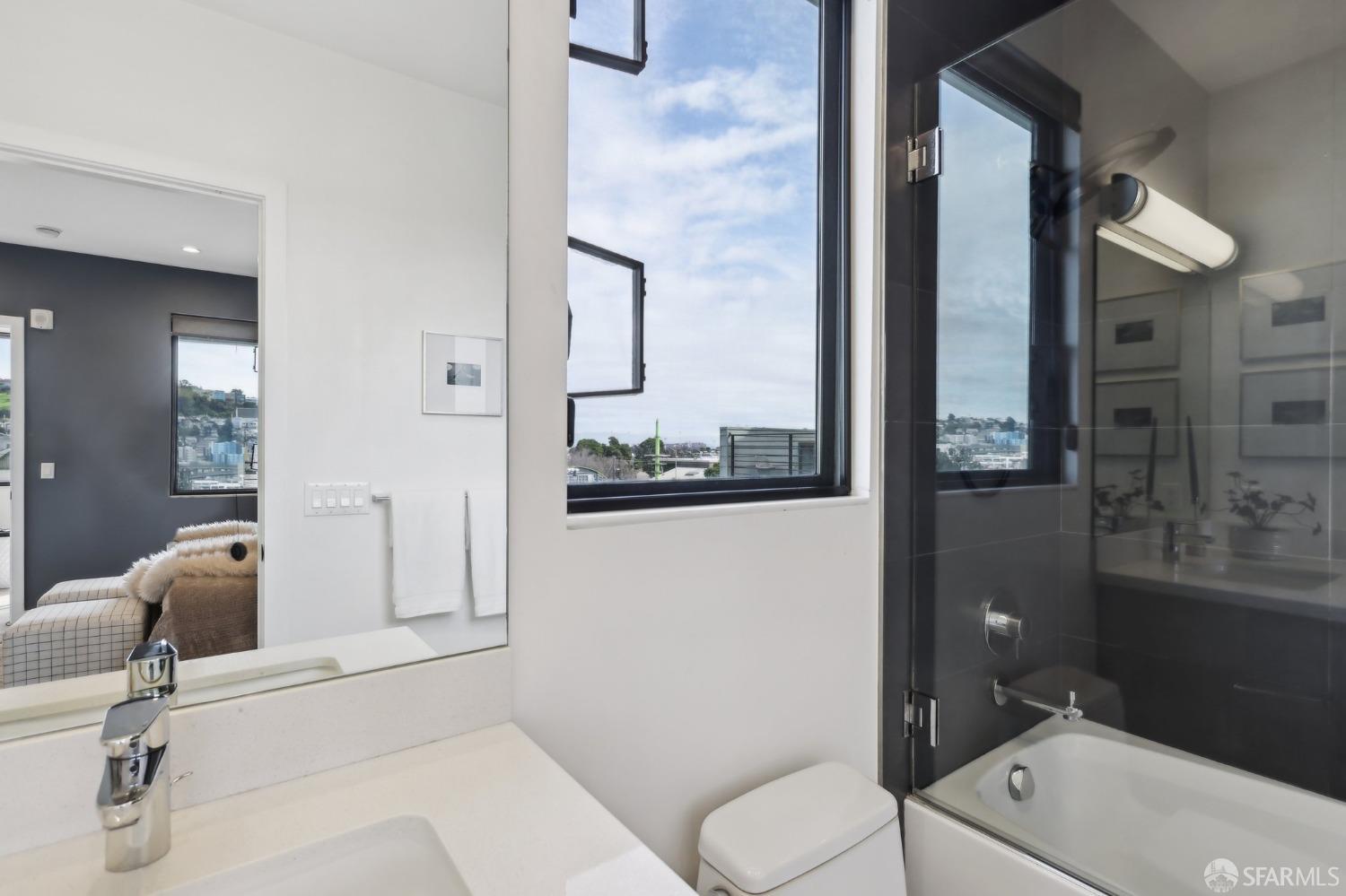 4132 3rd Street # 3, San Francisco Unit: 3