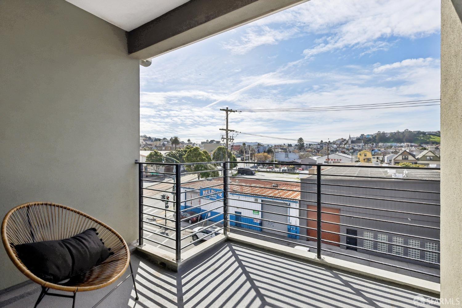 4132 3rd Street # 3, San Francisco Unit: 3