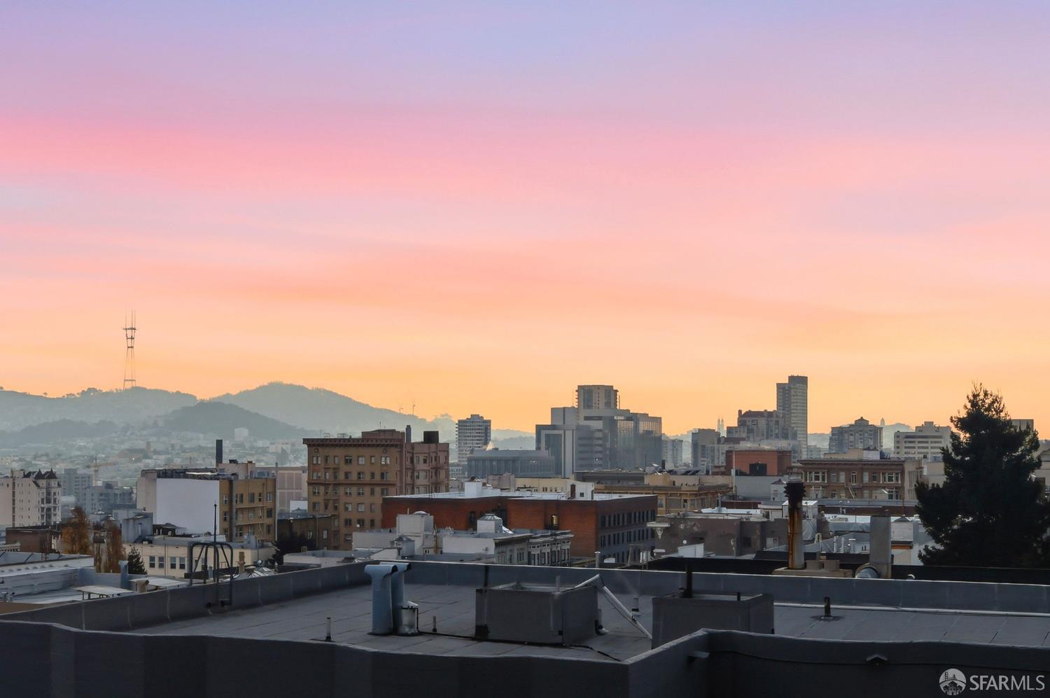 1001 Pine Street # 906