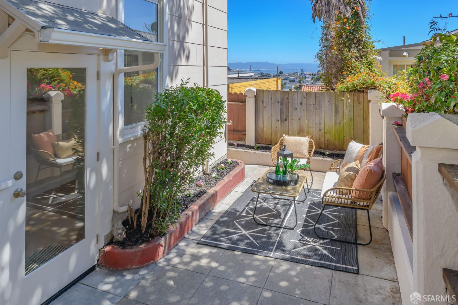 62 Aztec Street