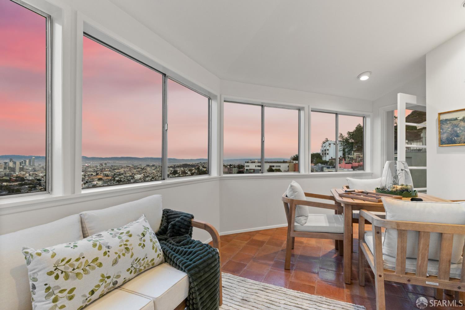 101 Graystone Terrace