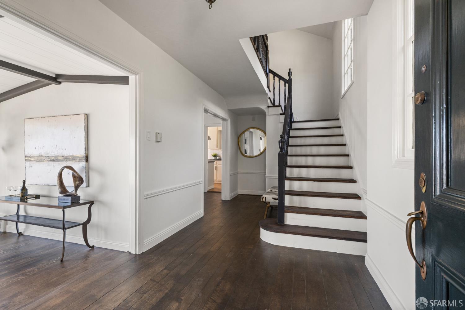 101 Graystone Terrace