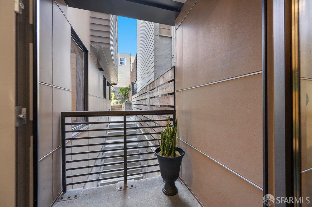 35 Dolores Street # 108