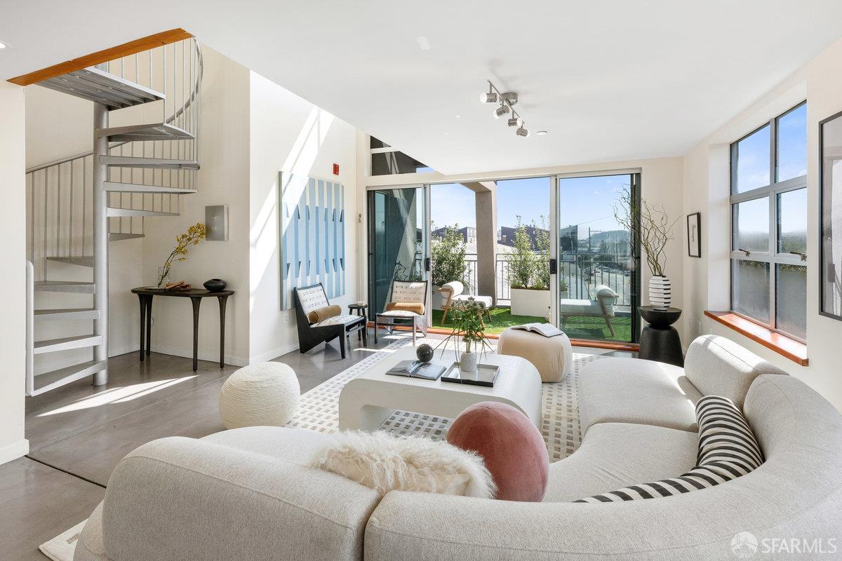 1325 Indiana Street # 301