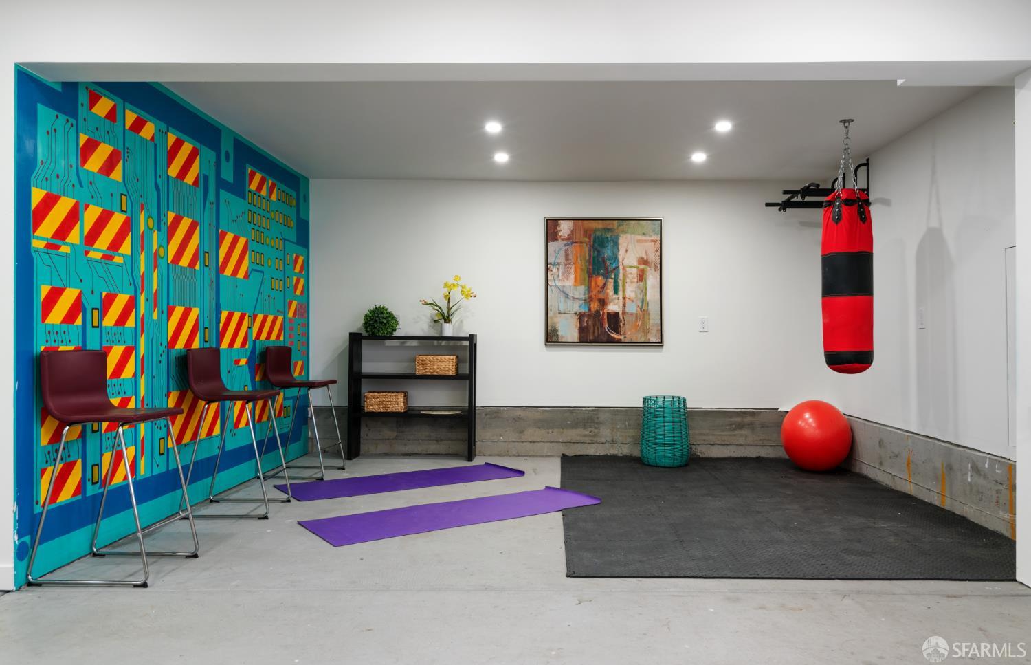 1221 San Bruno Avenue