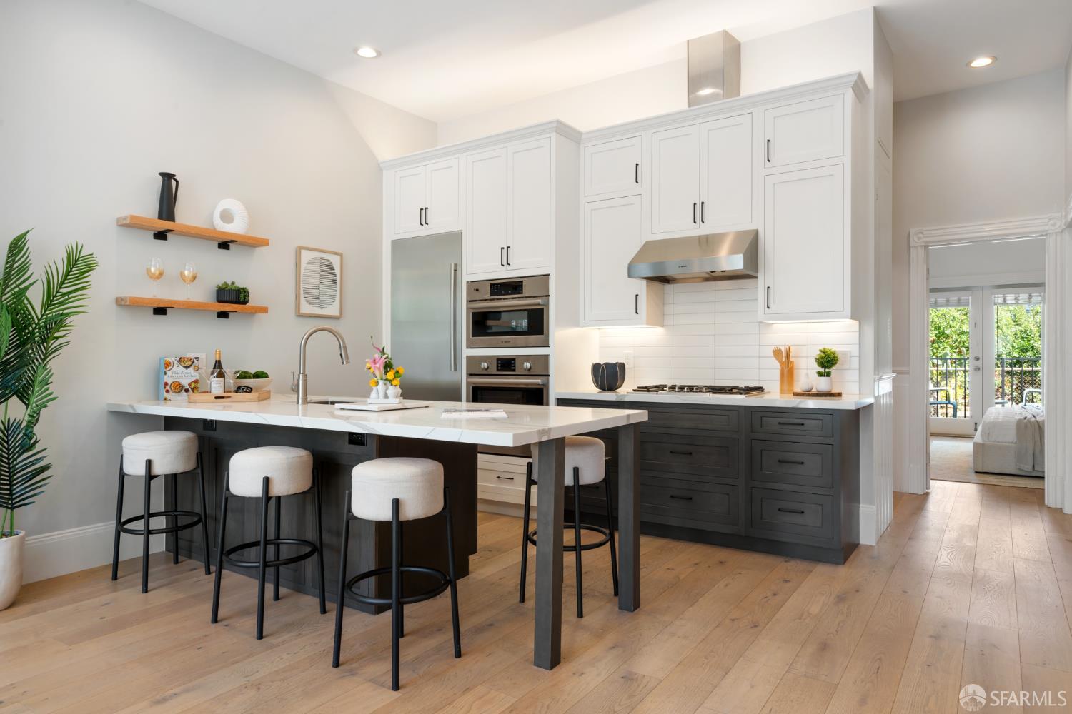 1221 San Bruno Avenue