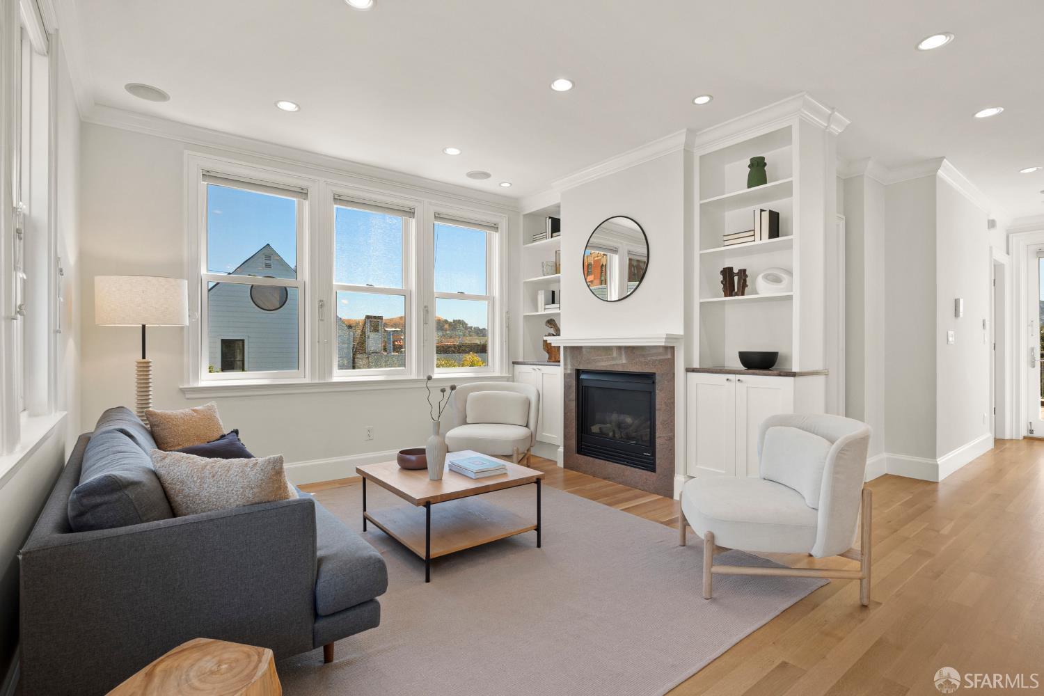 879 Hampshire Street