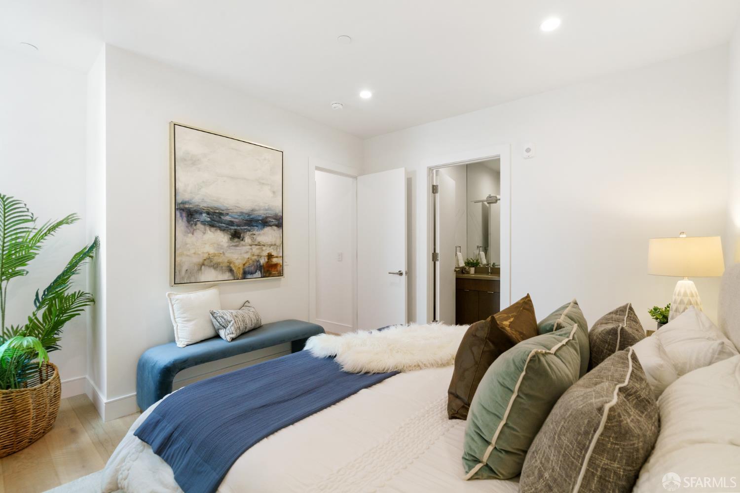 350 San Jose Avenue # 04