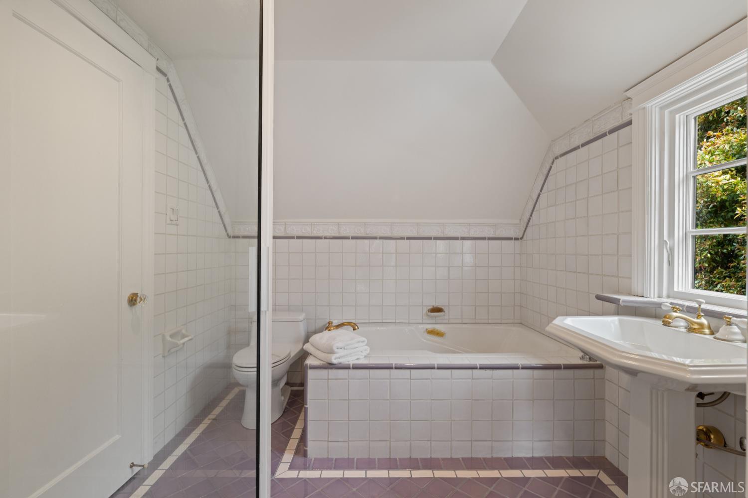 73 Santa Paula Avenue