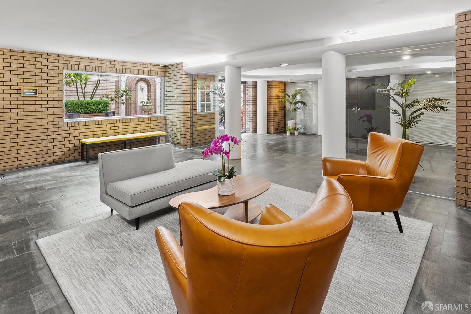 1255 California Street # 302