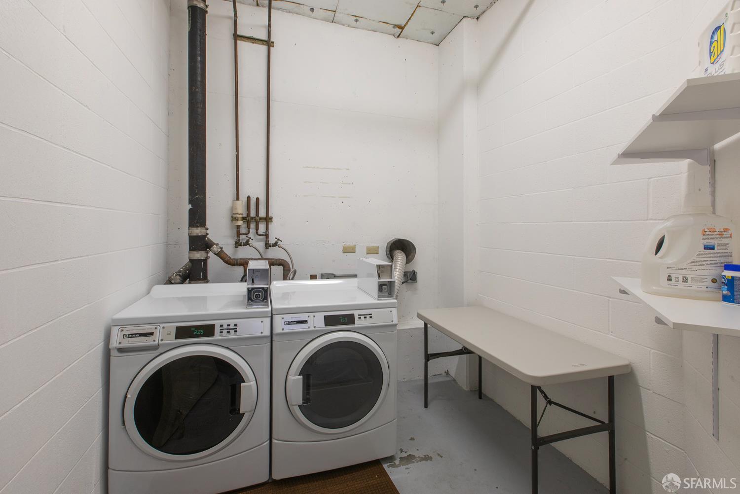 1255 California Street # 302