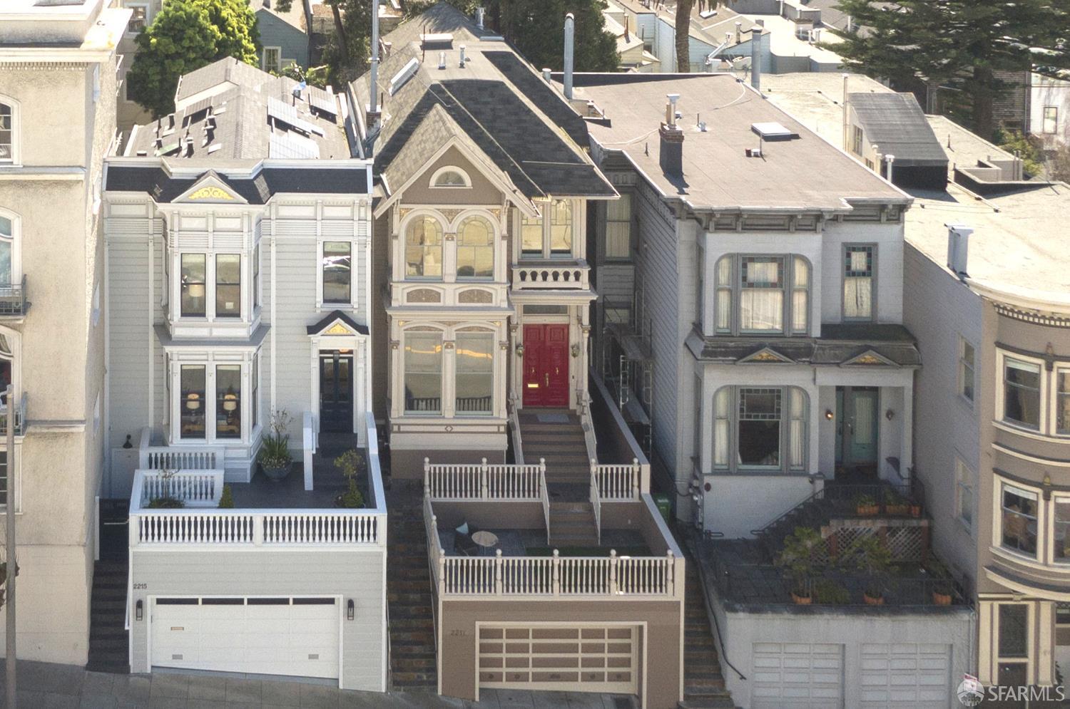 2215 California Street