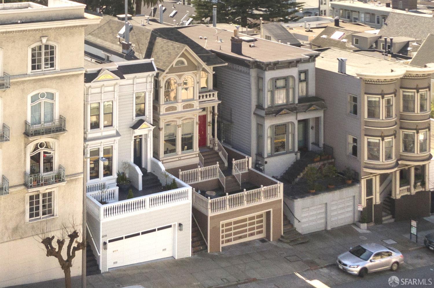 2215 California Street