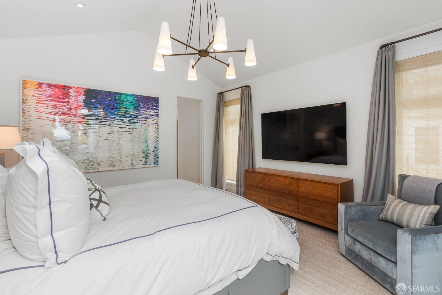 2215 California Street