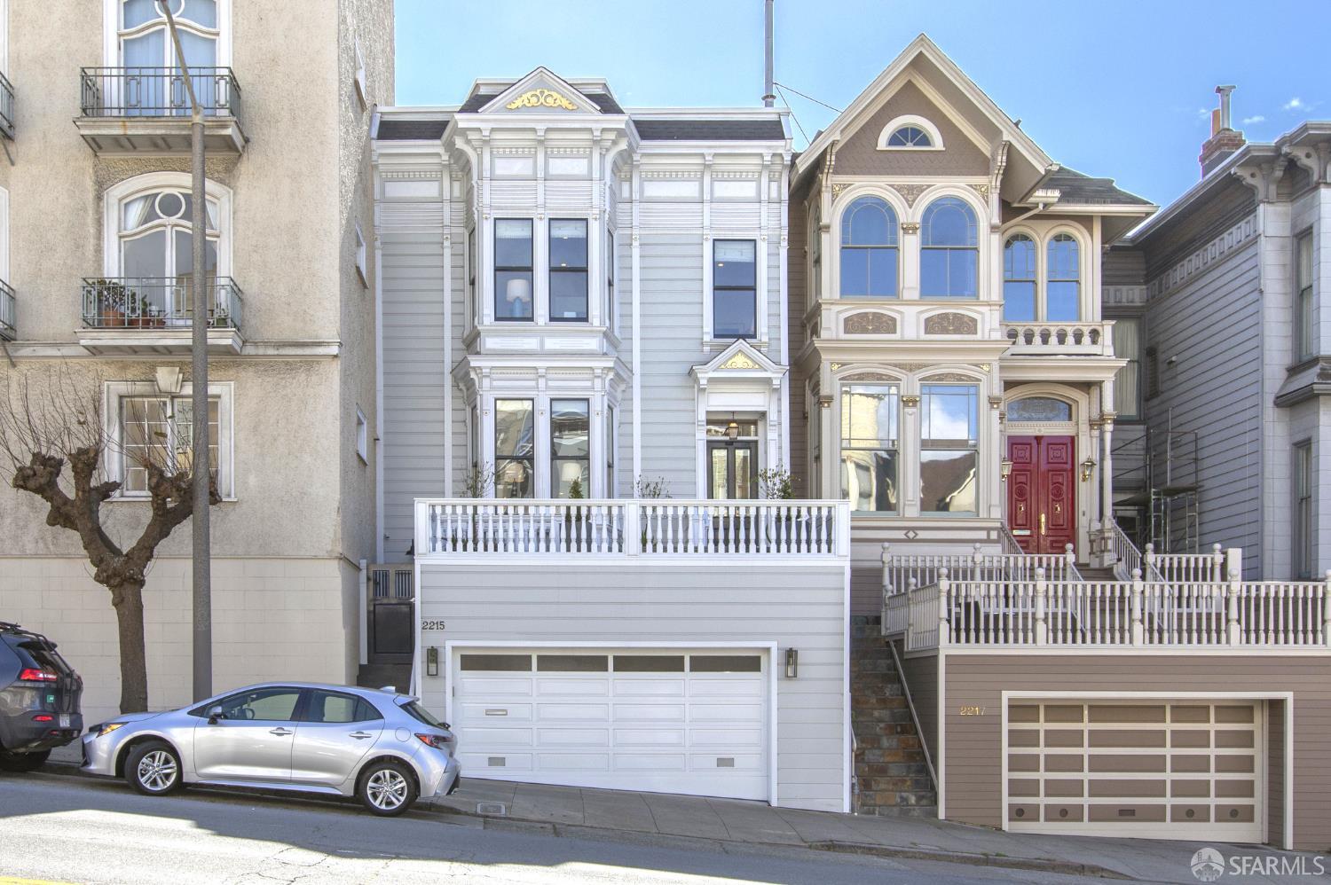 2215 California Street