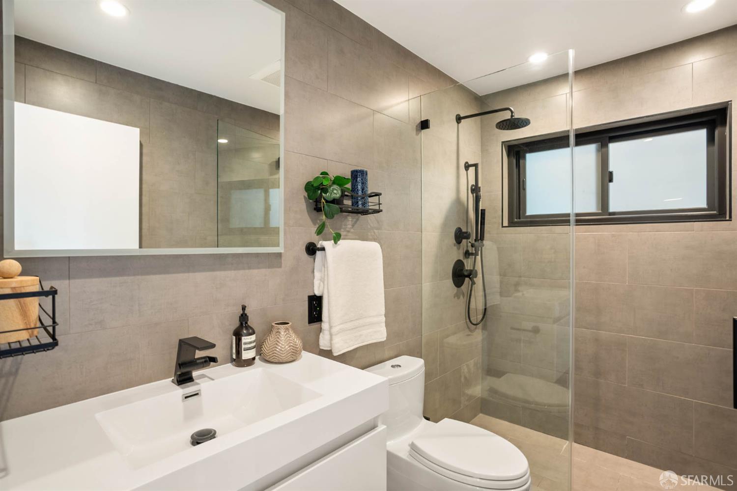 49 Seward Street # 1