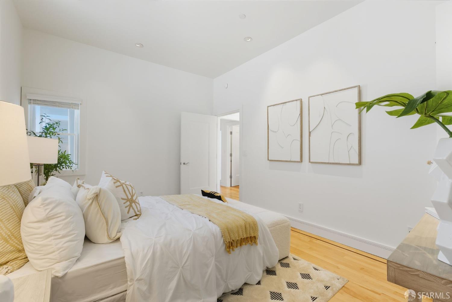 2121 Divisadero Street, San Francisco