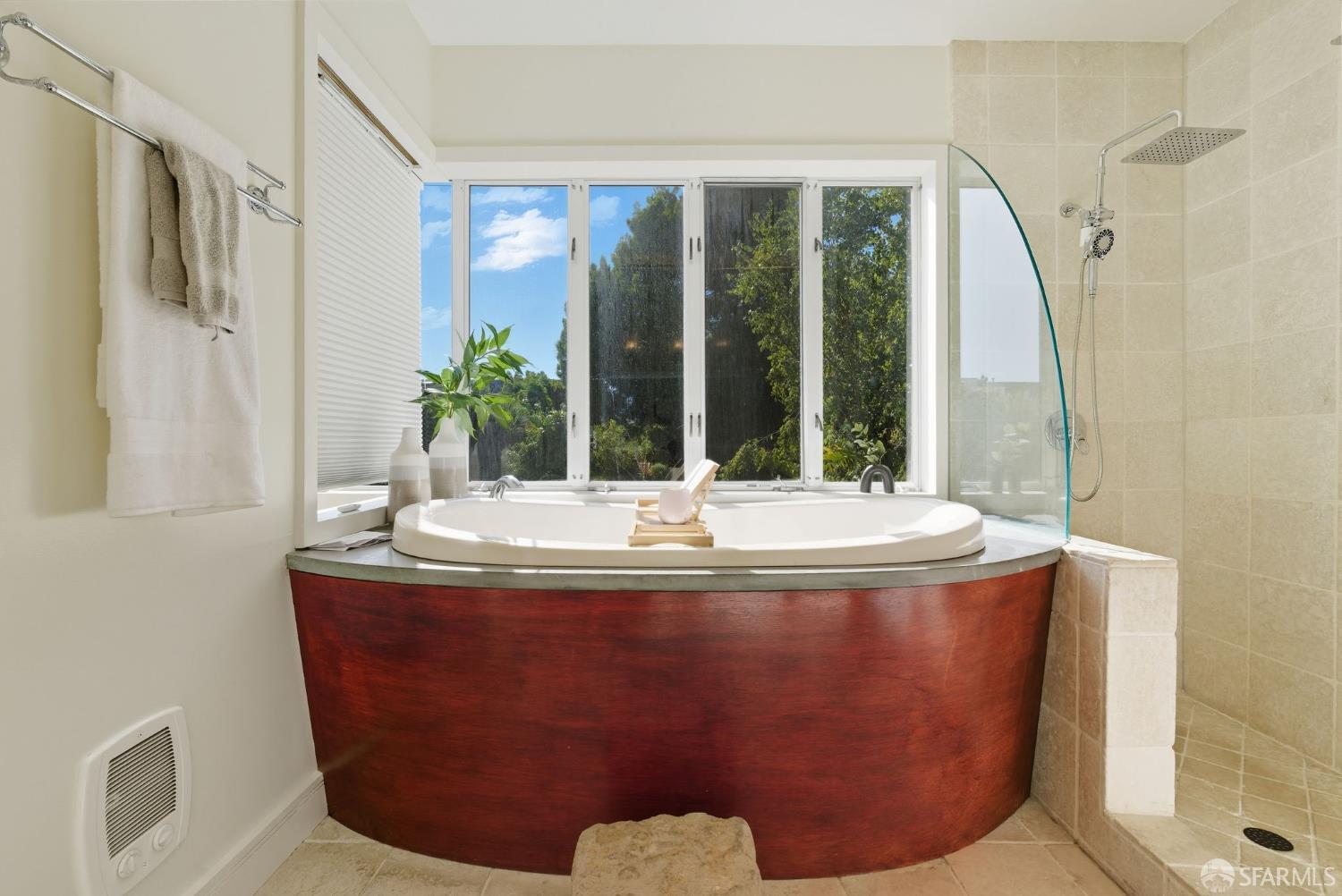 2121 Divisadero Street, San Francisco