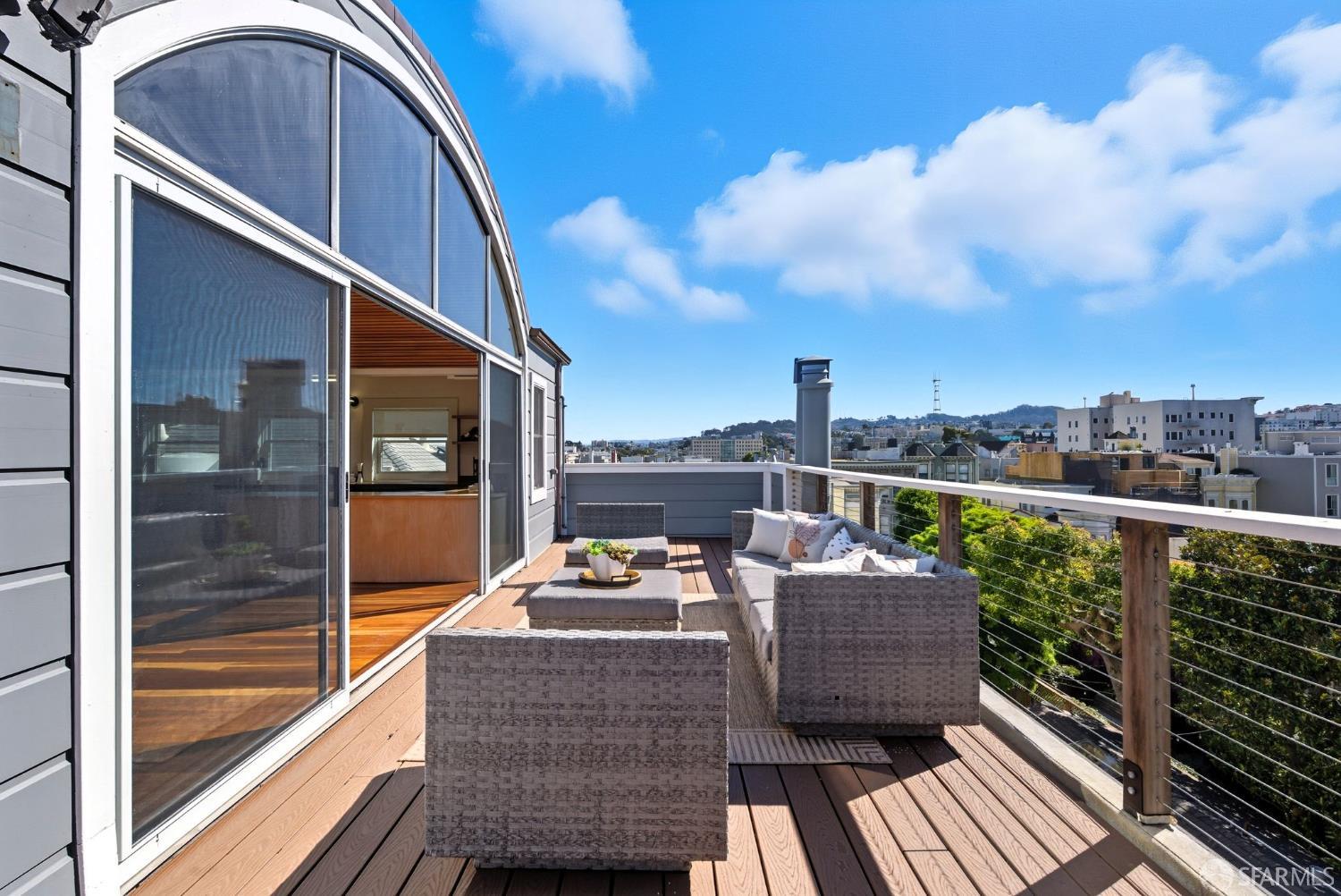 2121 Divisadero Street, San Francisco