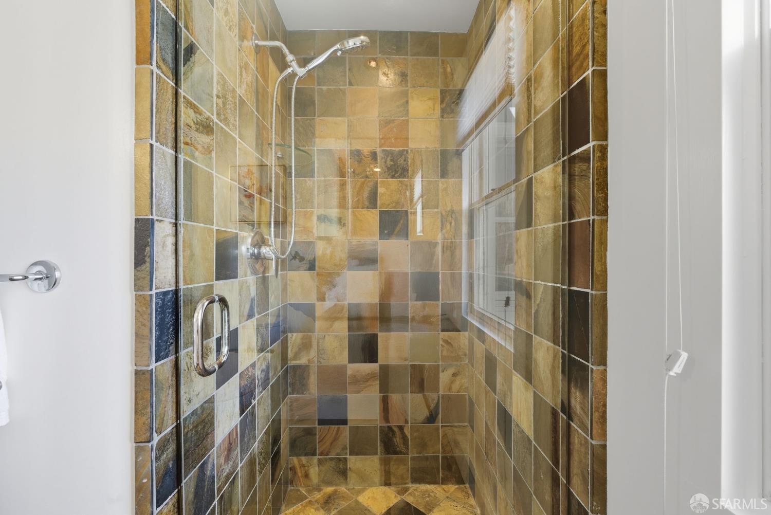 2121 Divisadero Street, San Francisco