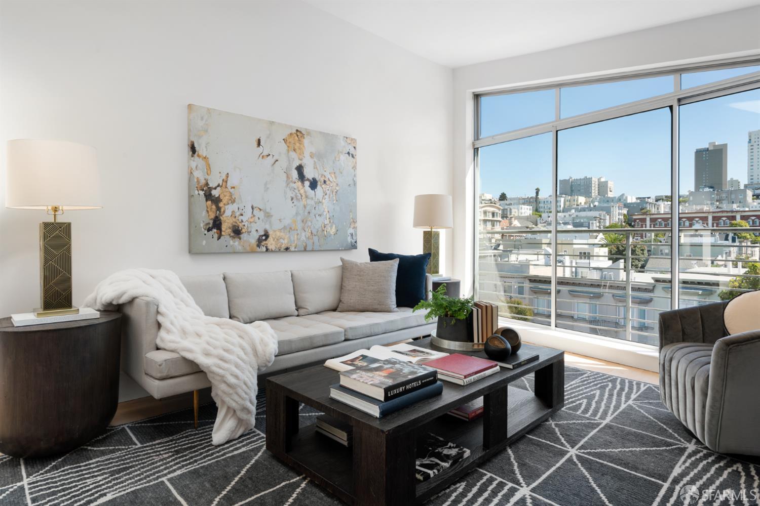2315 Van Ness Avenue # 8
