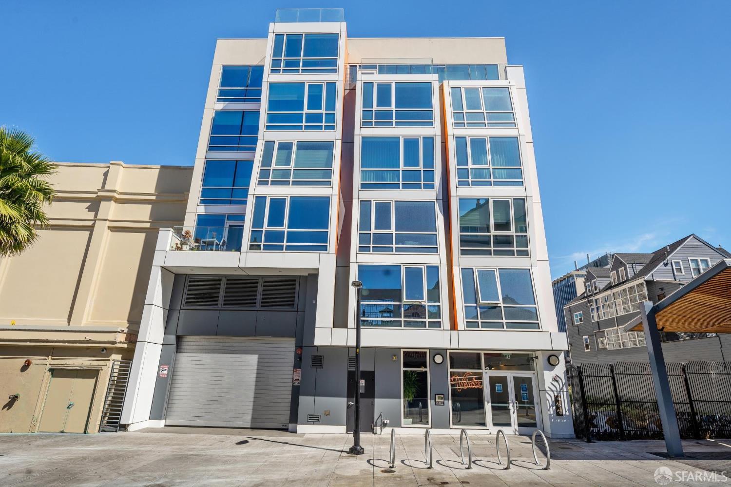 45 Bartlett Street # 417